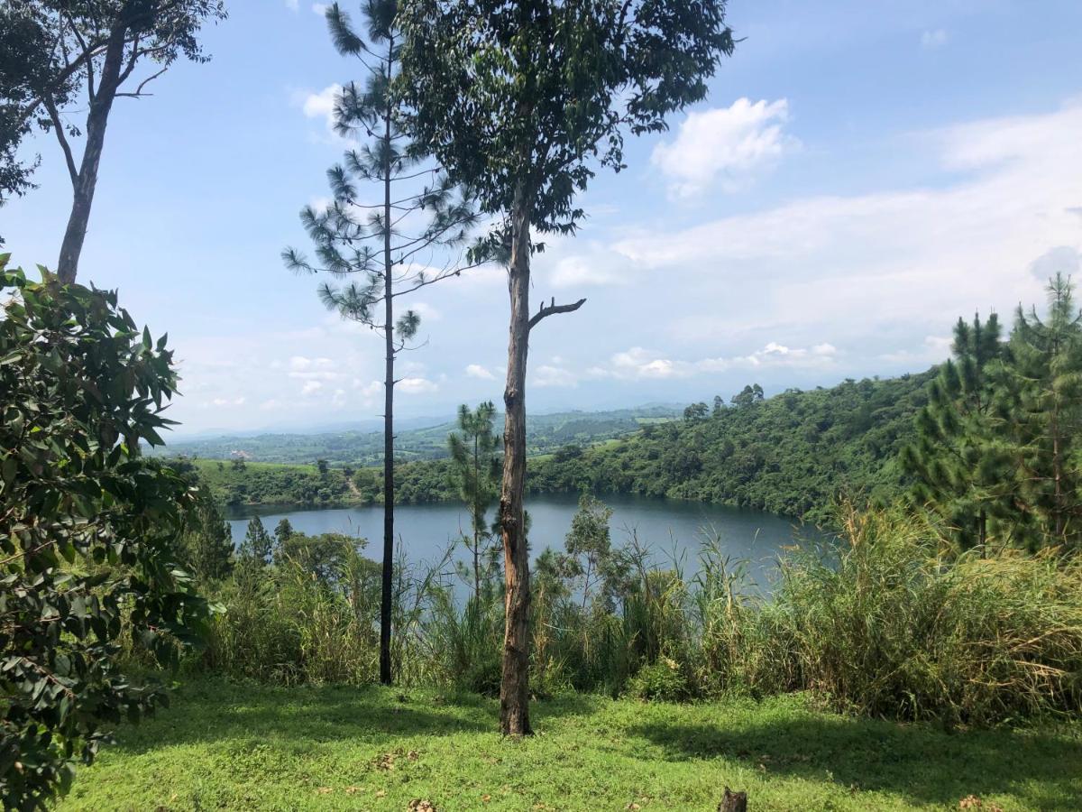 Lake Lyantonde Eco Campsite Original Fort Portal Exterior foto
